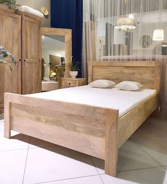 Drewniane jasne łóżko 160x200 z drewna mango