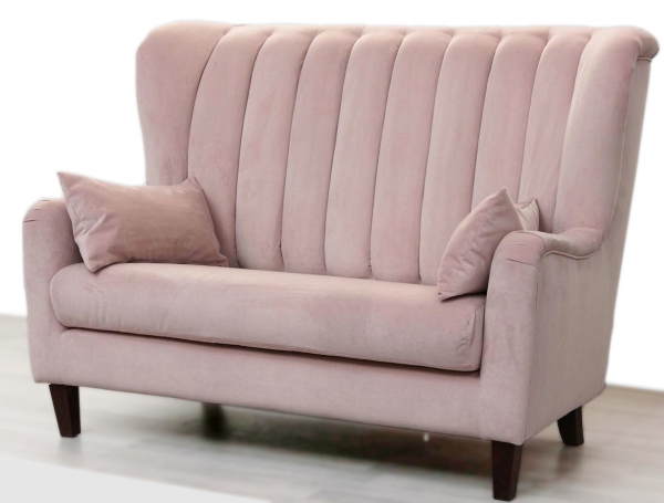 Romantyczna sofa różowa Marylin