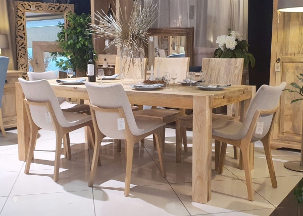 Heller ausziehbarer Tisch 200x100 cm aus Mangoholz