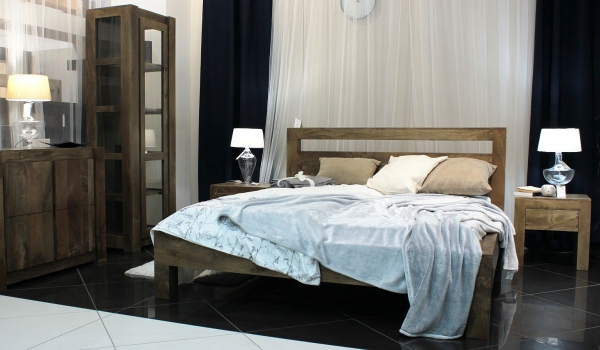 Solidne łóżko z drewna do materaca 180cm