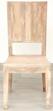 jasne_drewniane_krzeslo