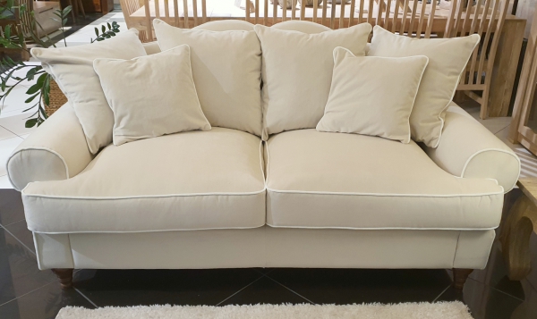 Sofa Beagle 3 200cm w welurowej tapicerce