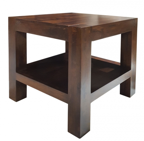 Drewniany stolik kawowy z półką 60x60 w kolorze ciepłego brązu